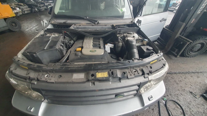 Land Rover Range rover 3.0 D, снимка 2 - Автомобили и джипове - 48246474