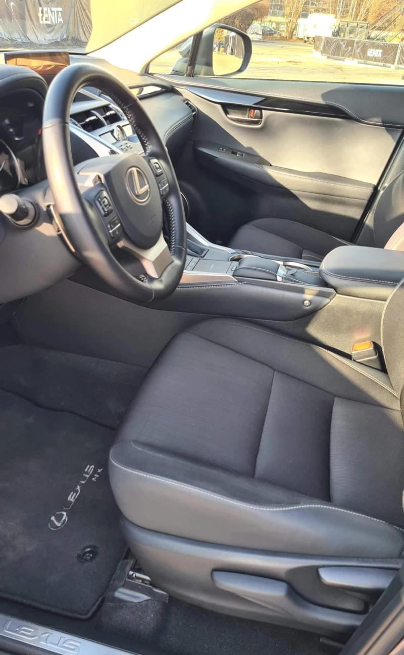 Lexus NX 300h Фейслифт, снимка 9 - Автомобили и джипове - 49312987