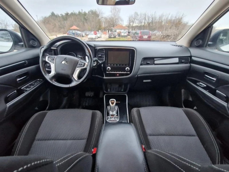 Mitsubishi Outlander PHEV, Plugin Hybride, снимка 12 - Автомобили и джипове - 49670818