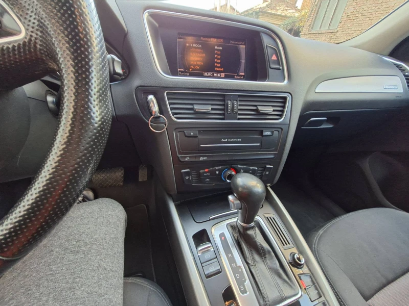 Audi Q5, снимка 2 - Автомобили и джипове - 52631262