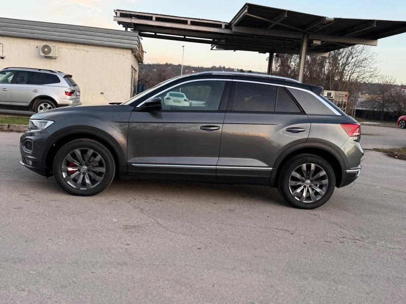 VW T-Roc 4 Motion, снимка 8 - Автомобили и джипове - 52854128
