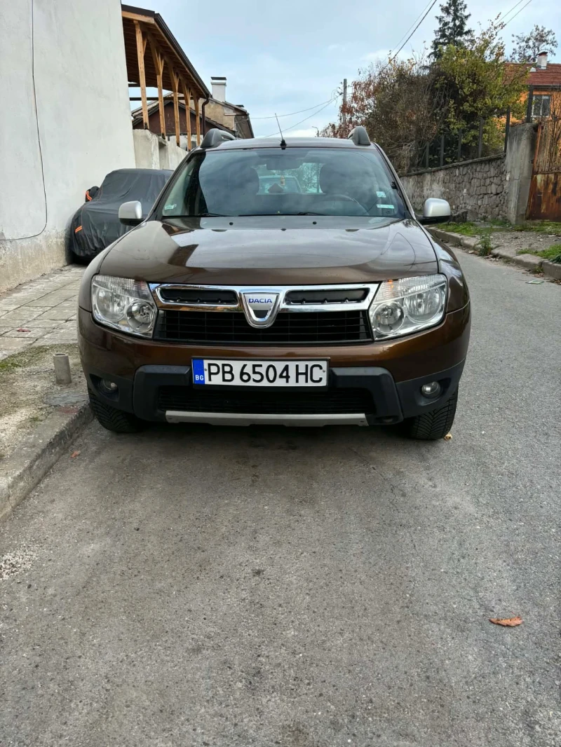 Dacia Duster 1.5dCI, ОБСЛУЖЕНА 1ви собственик , всичко платено, снимка 2 - Автомобили и джипове - 53379747