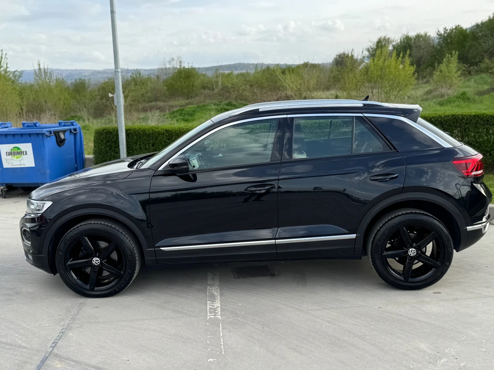 VW T-Roc 2.0TDI SPORT - изображение 4