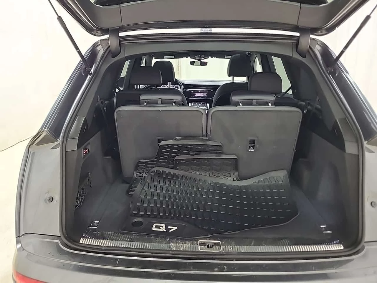 Audi Q7 Komfort 55 TFSI quattro | PANO | �������� | 2 ���� | Mobile.bg � ����������� 16