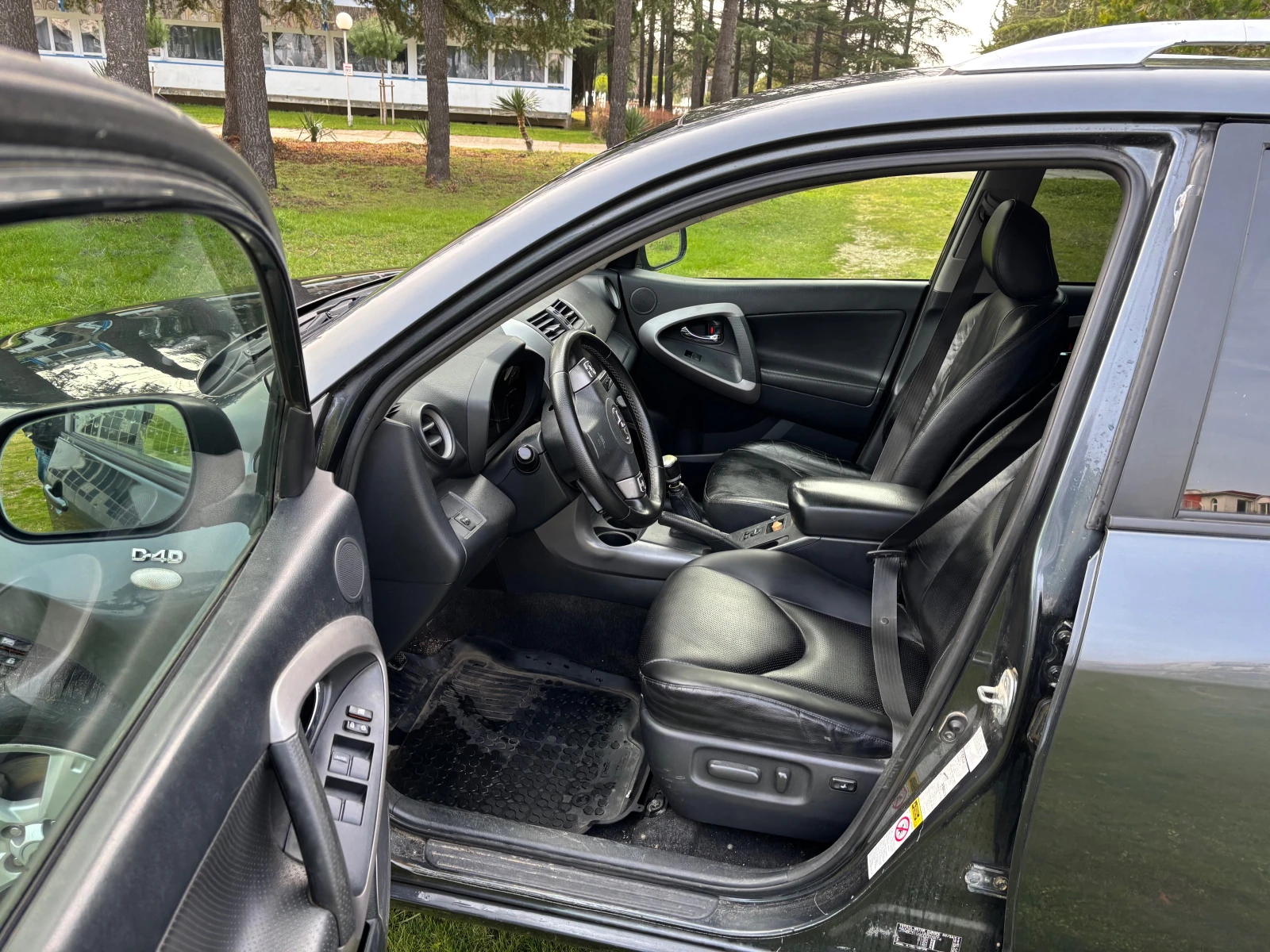 Toyota Rav4, снимка 16 - Автомобили и джипове - 53715701