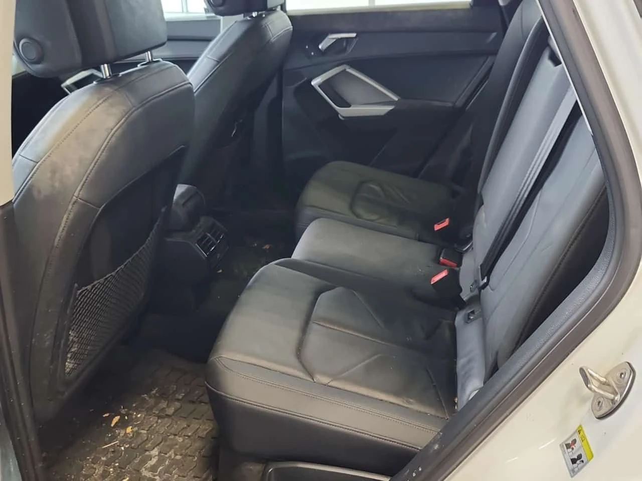 Audi Q3 KOMFORT | PANO | KEYLESS | ПОДГРЕВ | CARFAX, снимка 11 - Автомобили и джипове - 53805162