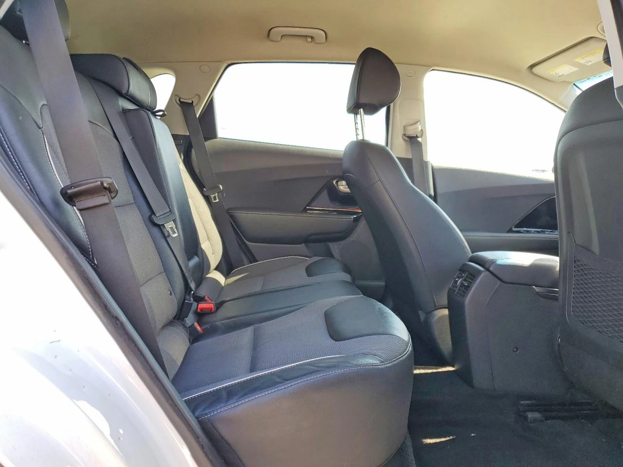 Kia Niro 0.0l Ev Ex, снимка 11 - Автомобили и джипове - 54229966