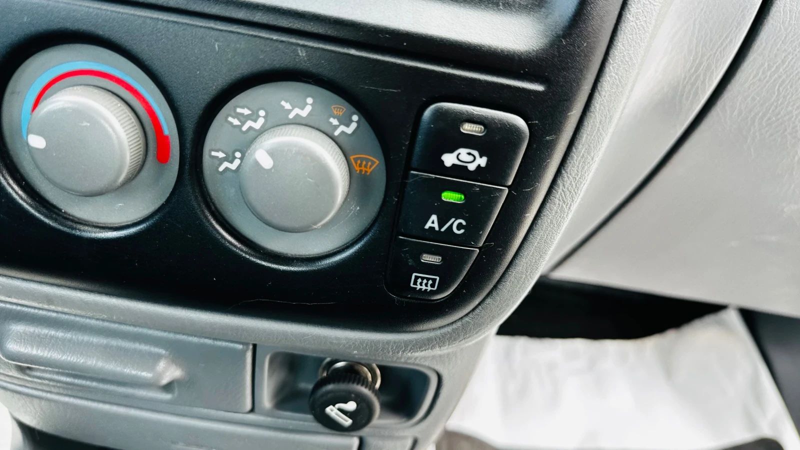 Honda Cr-v 2.0i-128к-газов-Италия 4х4, снимка 13 - Автомобили и джипове - 54429858