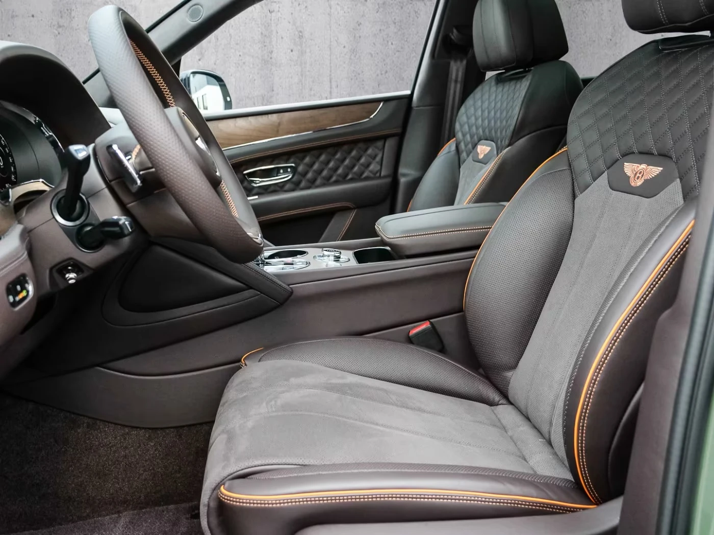 Bentley Bentayga S V8 STYLING-SPEC NAIM TOURING , снимка 8 - Автомобили и джипове - 54945244