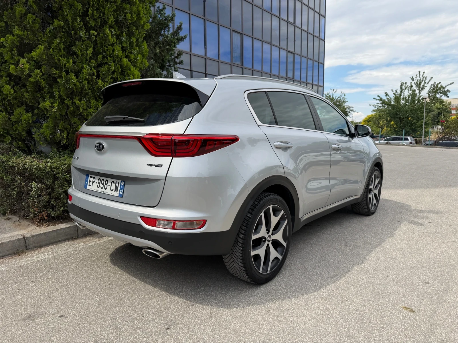 Kia Sportage AWD| GT Line | НАВИ | КАМЕРА | КОЖА | KEYLESS | , снимка 6 - Автомобили и джипове - 55035831