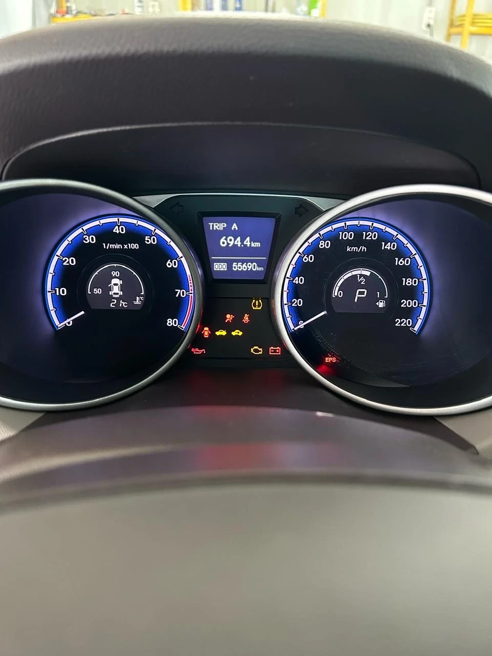 Hyundai IX35 2.0 бензин автомат 4х4, снимка 11 - Автомобили и джипове - 55504245