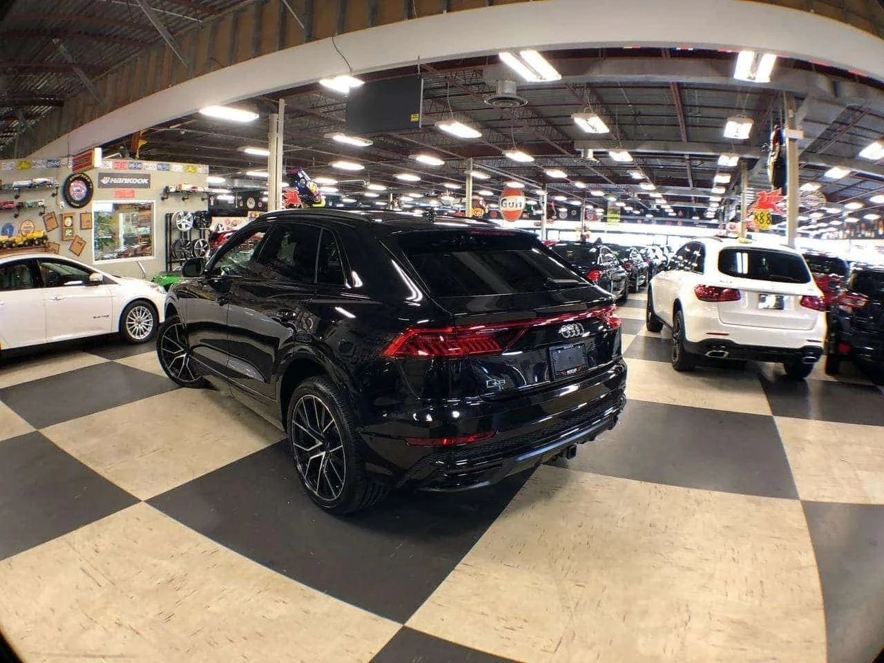 Audi Q8, снимка 5 - Автомобили и джипове - 56713065