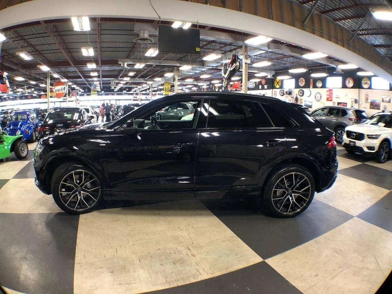 Audi Q8, снимка 4 - Автомобили и джипове - 56713065