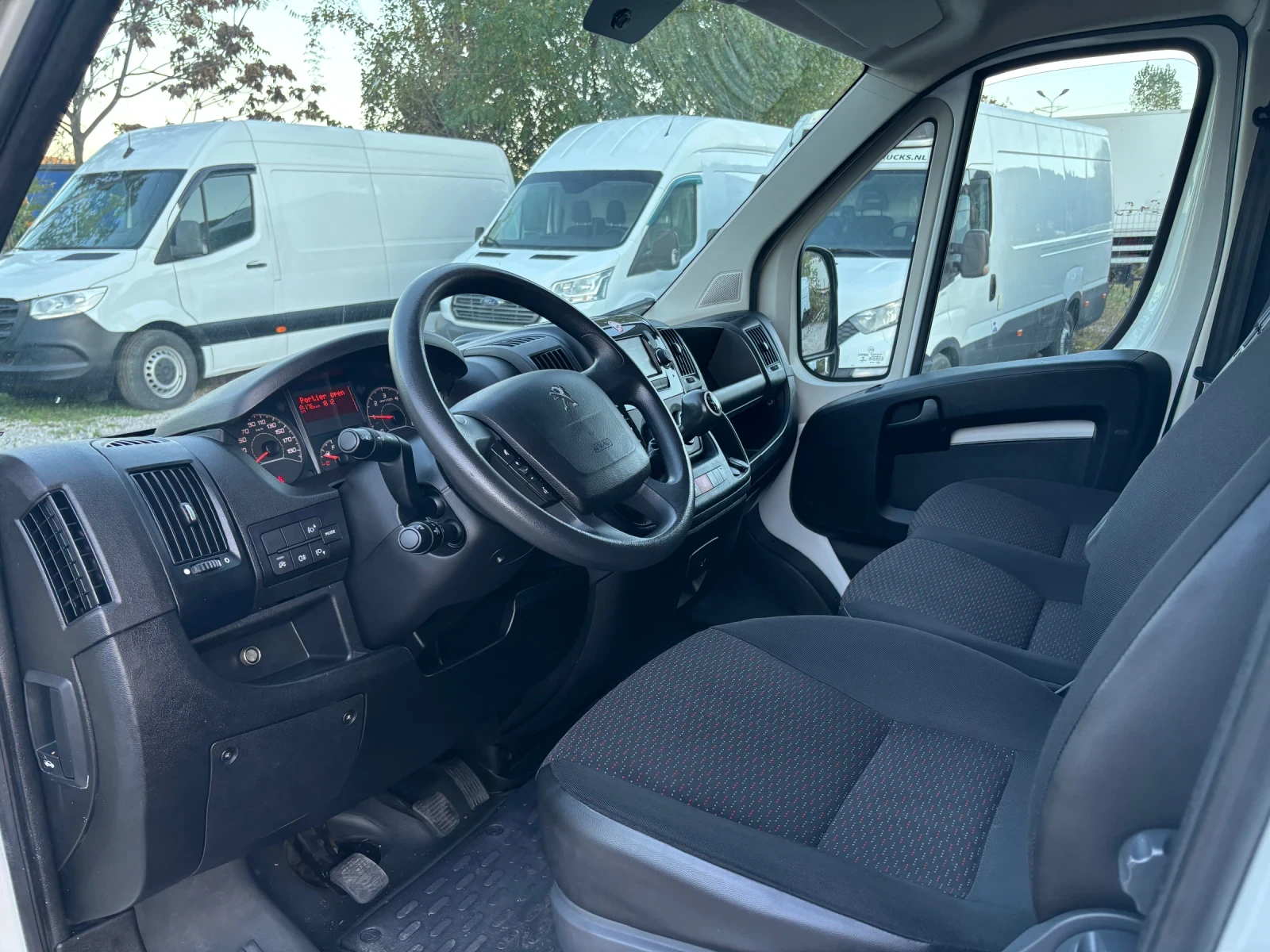 Peugeot Boxer 2 .2HDI -164к.с КЛИМА НАВИ КАМЕРА - изображение 9