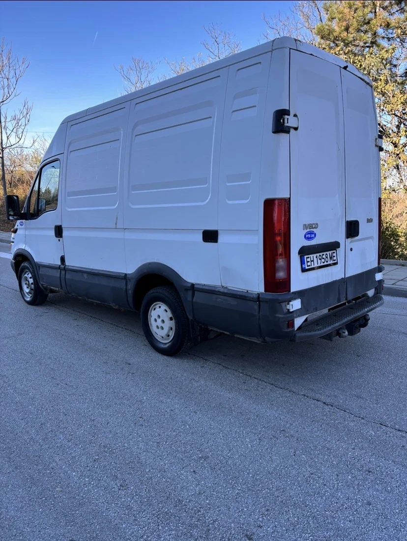 Iveco 35c11 2.8 2004г - изображение 9