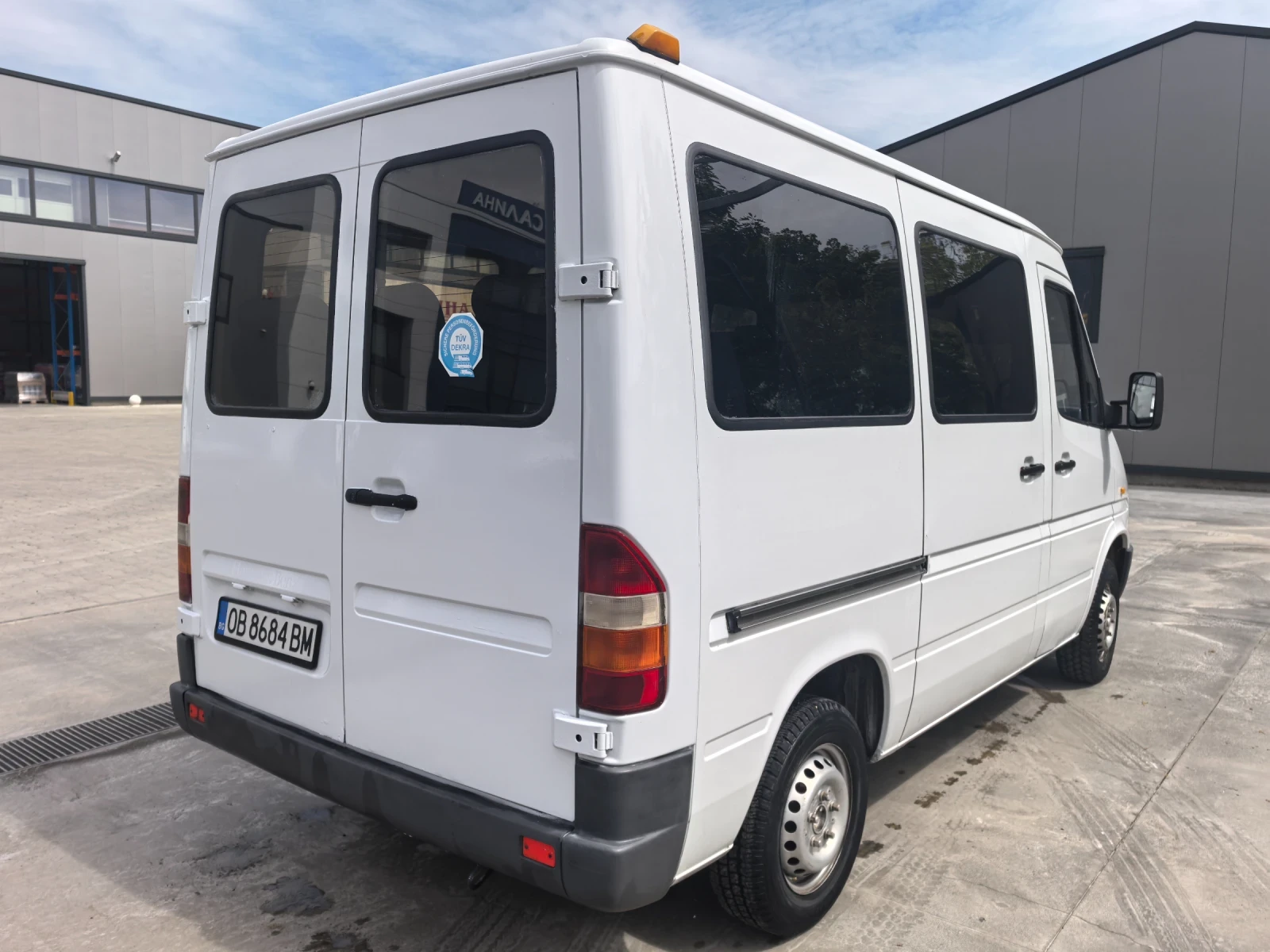 Mercedes-Benz Sprinter 208, снимка 5 - Бусове и автобуси - 54494907
