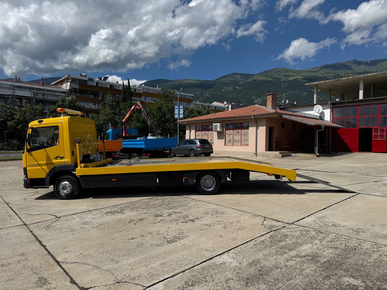 Mercedes-Benz Atego 815 СПЕЦИАЛЕН! Платформа 6.50м, снимка 3 - Камиони - 54930261