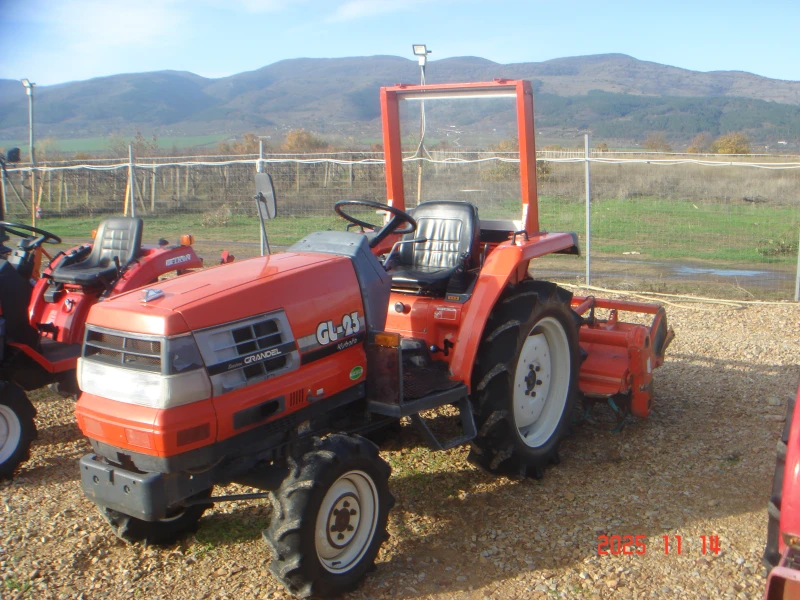 Трактор Kubota СКАЙТРАК