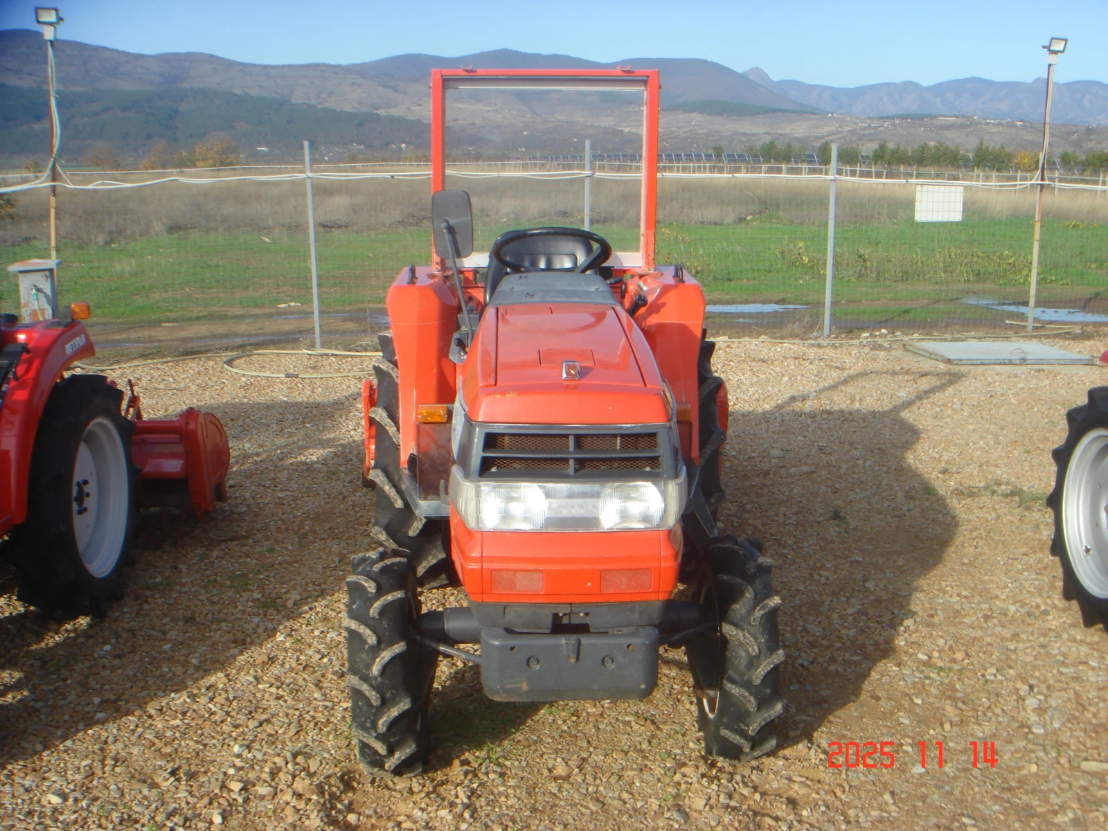 Трактор Kubota СКАЙТРАК - изображение 2