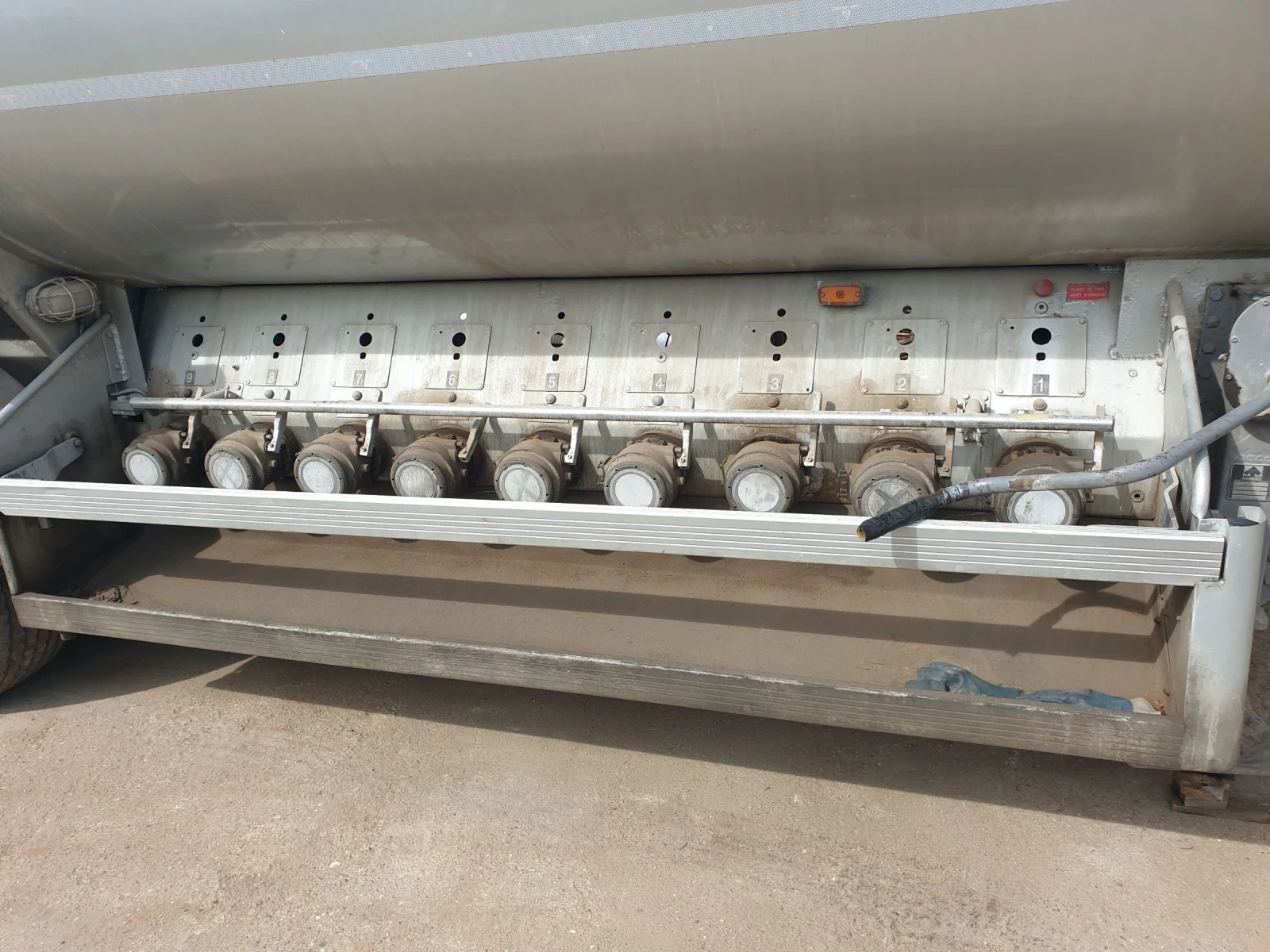  Krone | Mobile.bg   4