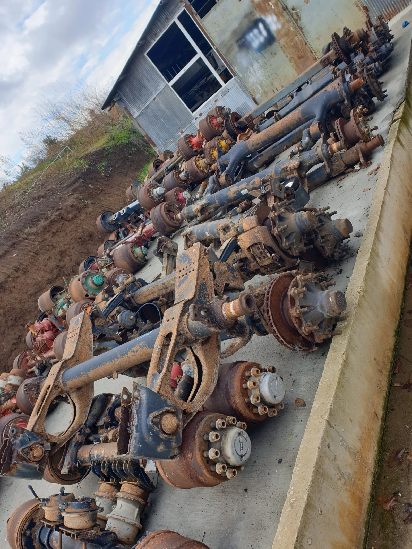  Krone | Mobile.bg   8