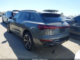 Audi E-Tron * Q8* PREMIUM PLUS* QUATTRO* FULL* , снимка 3