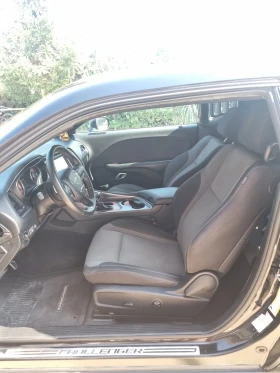 Dodge Challenger 3.6 306 коня SRT пакет!, снимка 10
