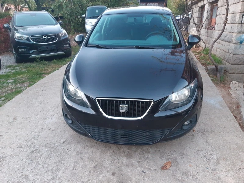 Seat Ibiza 1.2i  Gas, снимка 1 - Автомобили и джипове - 42540059