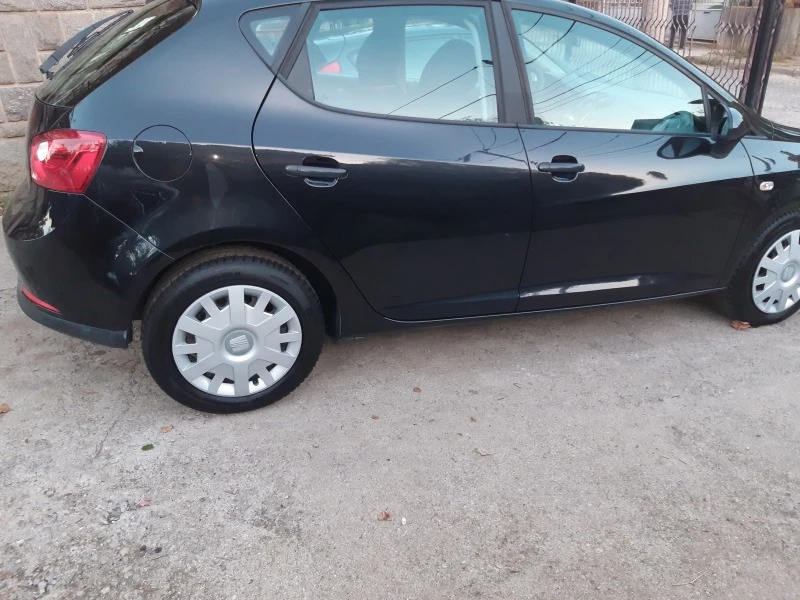 Seat Ibiza 1.2i  Gas, снимка 6 - Автомобили и джипове - 42540059