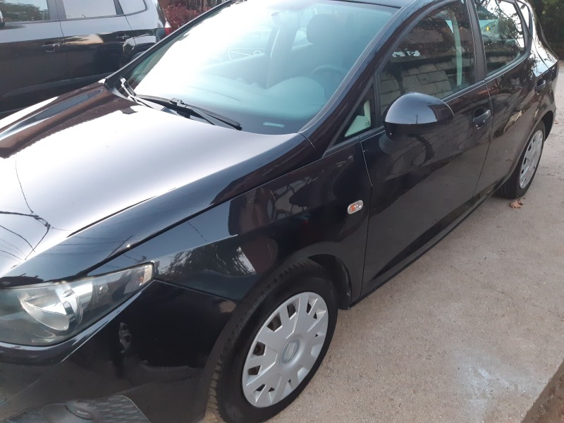 Seat Ibiza 1.2i  Gas, снимка 4 - Автомобили и джипове - 42540059