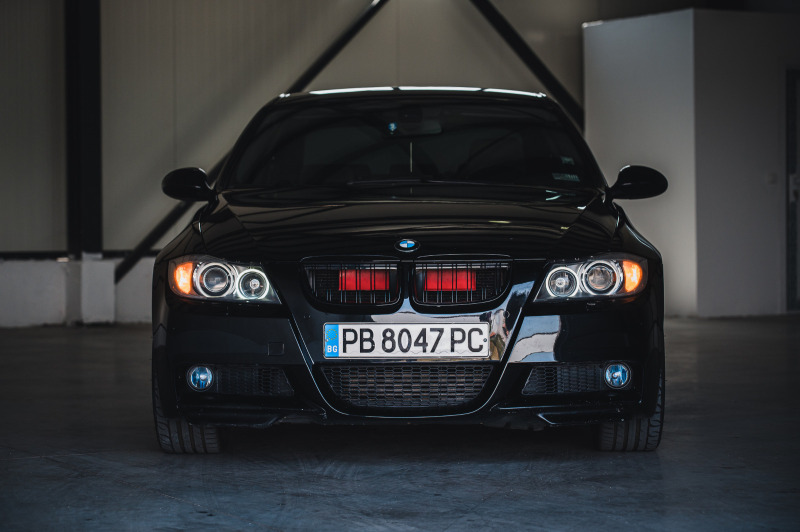 BMW 320 M-pack, снимка 1 - Автомобили и джипове - 46458919