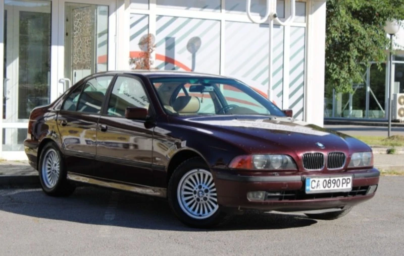 BMW 540 540/АВТОМАТИК/КОЖЕН САЛОН/ОРИГИНАЛ, снимка 3 - Автомобили и джипове - 46625599