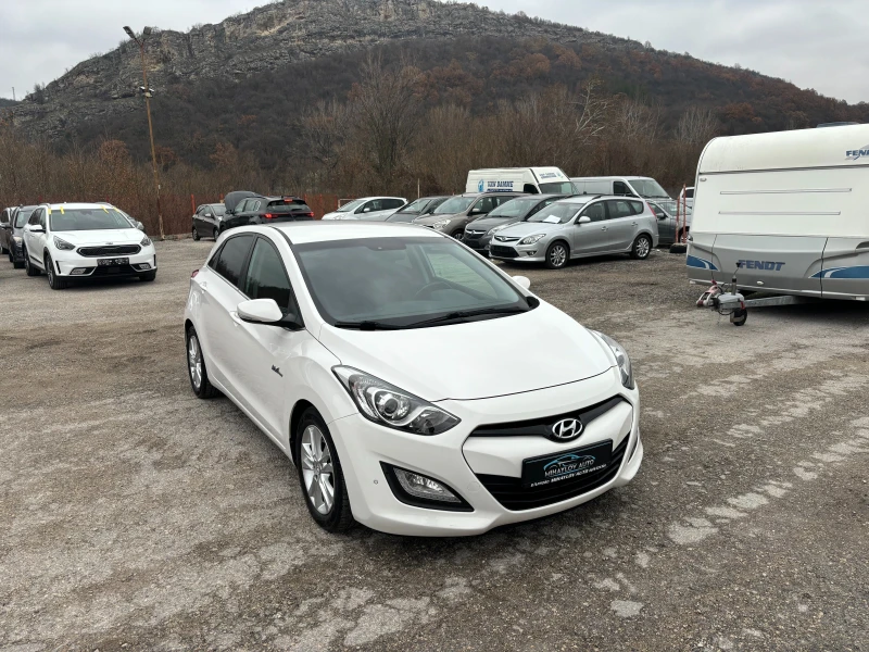 Hyundai I30 1.6 CRDI УНИКАТ+ ЛЕТИ ДЖАНТИ СЪС ЗИМНИ ГУМИ , снимка 1 - Автомобили и джипове - 48156489