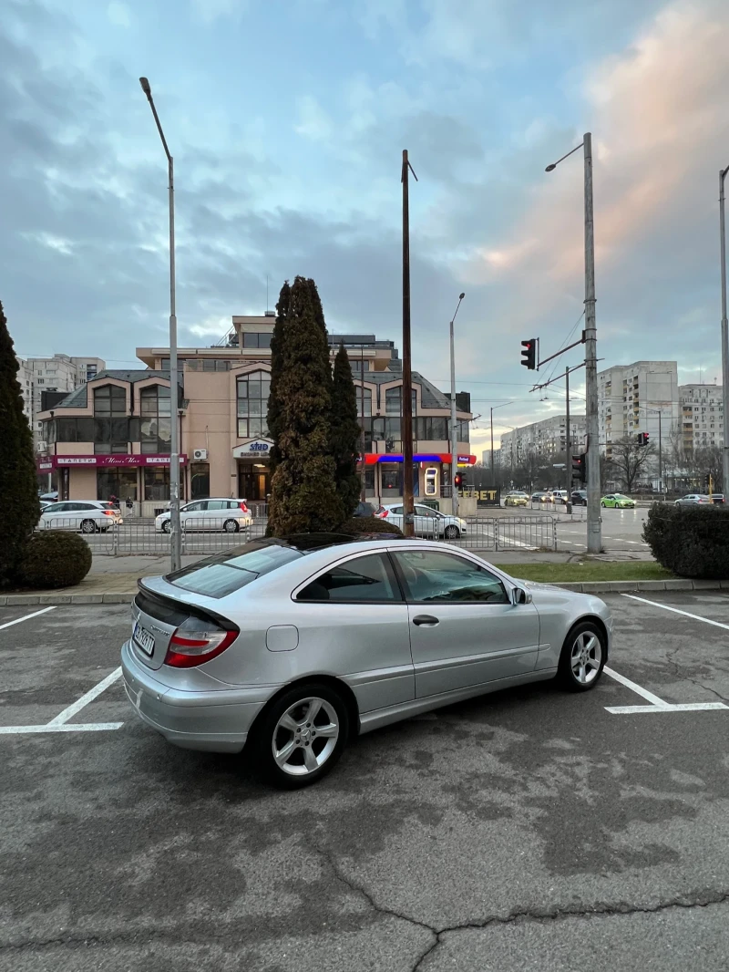 Mercedes-Benz C 200 KOMPRESSOR, снимка 7 - Автомобили и джипове - 48486899