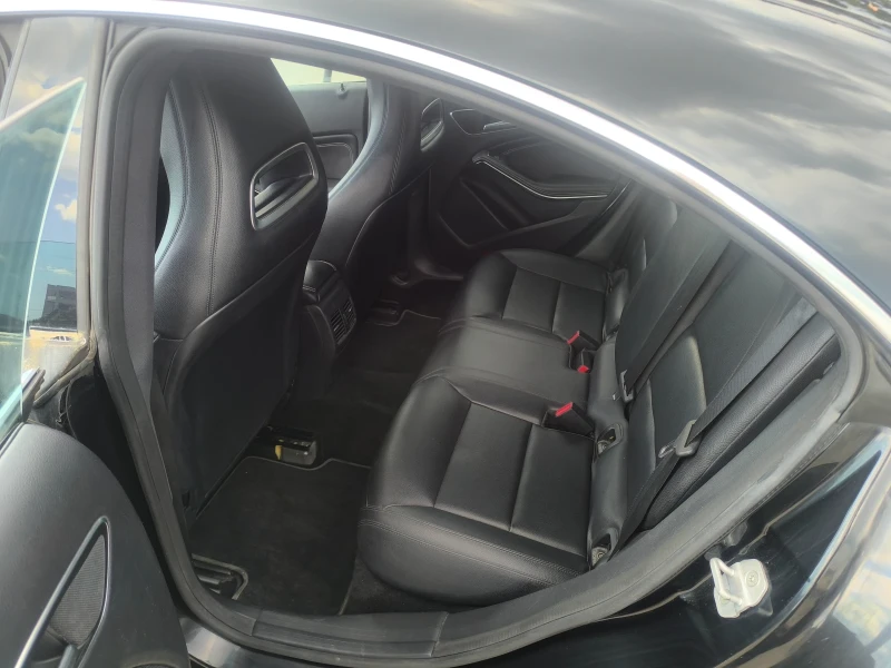 Mercedes-Benz CLA 220 CLA Coupe, снимка 10 - Автомобили и джипове - 50896987