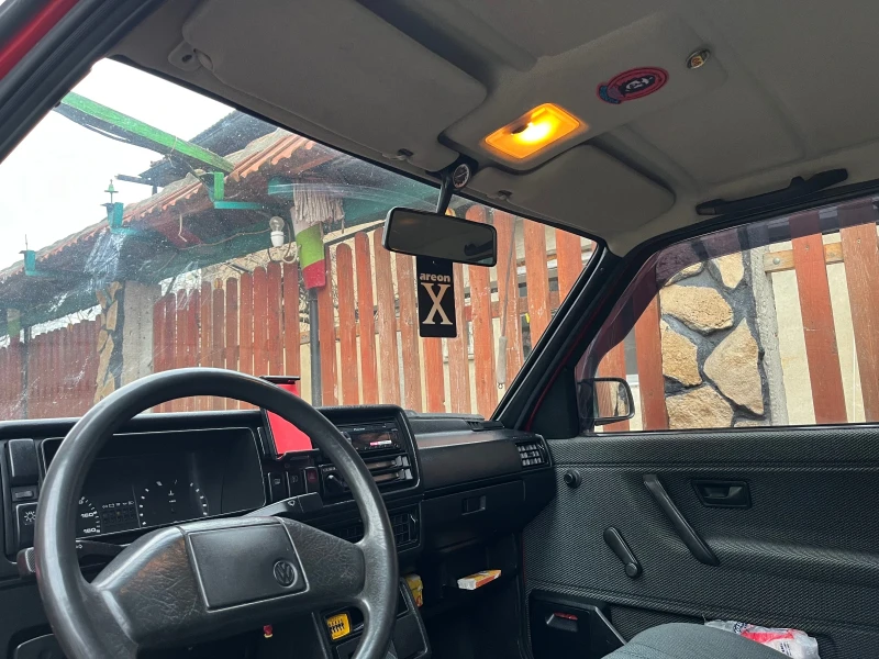 VW Golf 1.6Д, снимка 11 - Автомобили и джипове - 52598580