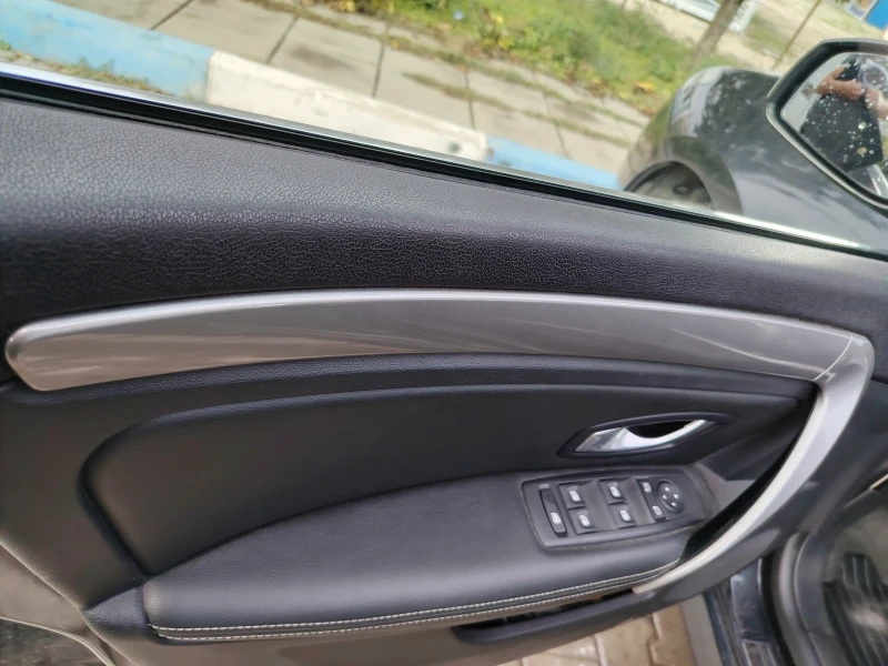 Renault Laguna, снимка 6 - Автомобили и джипове - 52350540