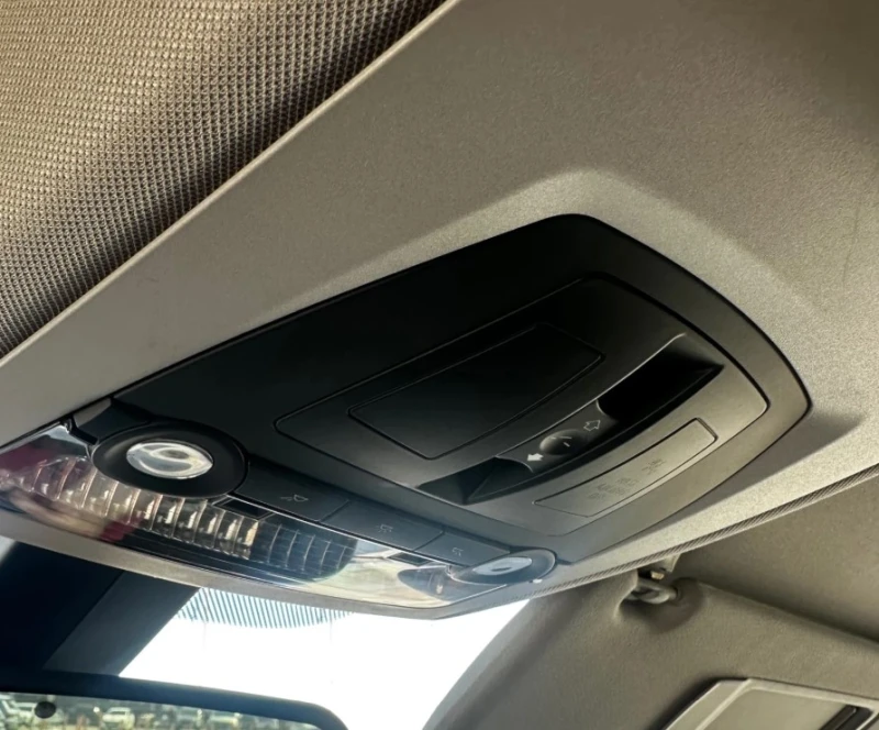 BMW 528 xdrive, снимка 11 - Автомобили и джипове - 52564420