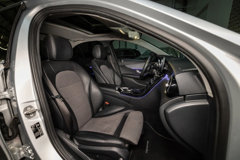 Mercedes-Benz C 200 4 matic, снимка 10 - Автомобили и джипове - 52990949