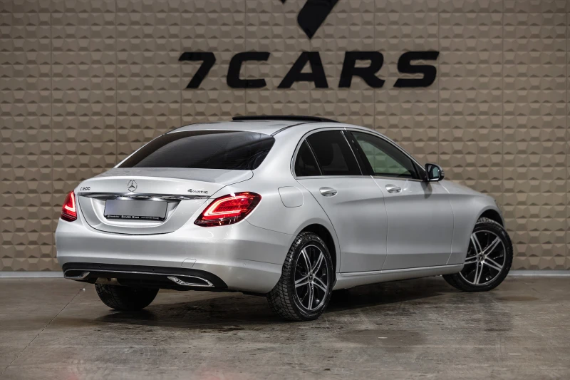 Mercedes-Benz C 200 4 matic, снимка 2 - Автомобили и джипове - 52990949