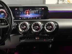 Mercedes-Benz CLA 250 4 MATIC * АвтоКредит(ЦЕНА ДО БГ), снимка 11 - Автомобили и джипове - 53788361