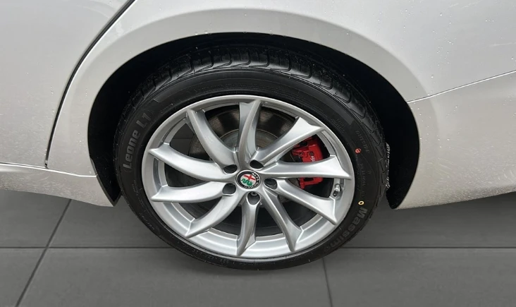 Alfa Romeo Giulia Q4 Ti / HARMAN KARDON / 76, 905km ! | Mobile.bg � ����������� 6