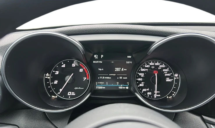 Alfa Romeo Giulia Q4 Ti / HARMAN KARDON / 76, 905km ! | Mobile.bg � ����������� 10