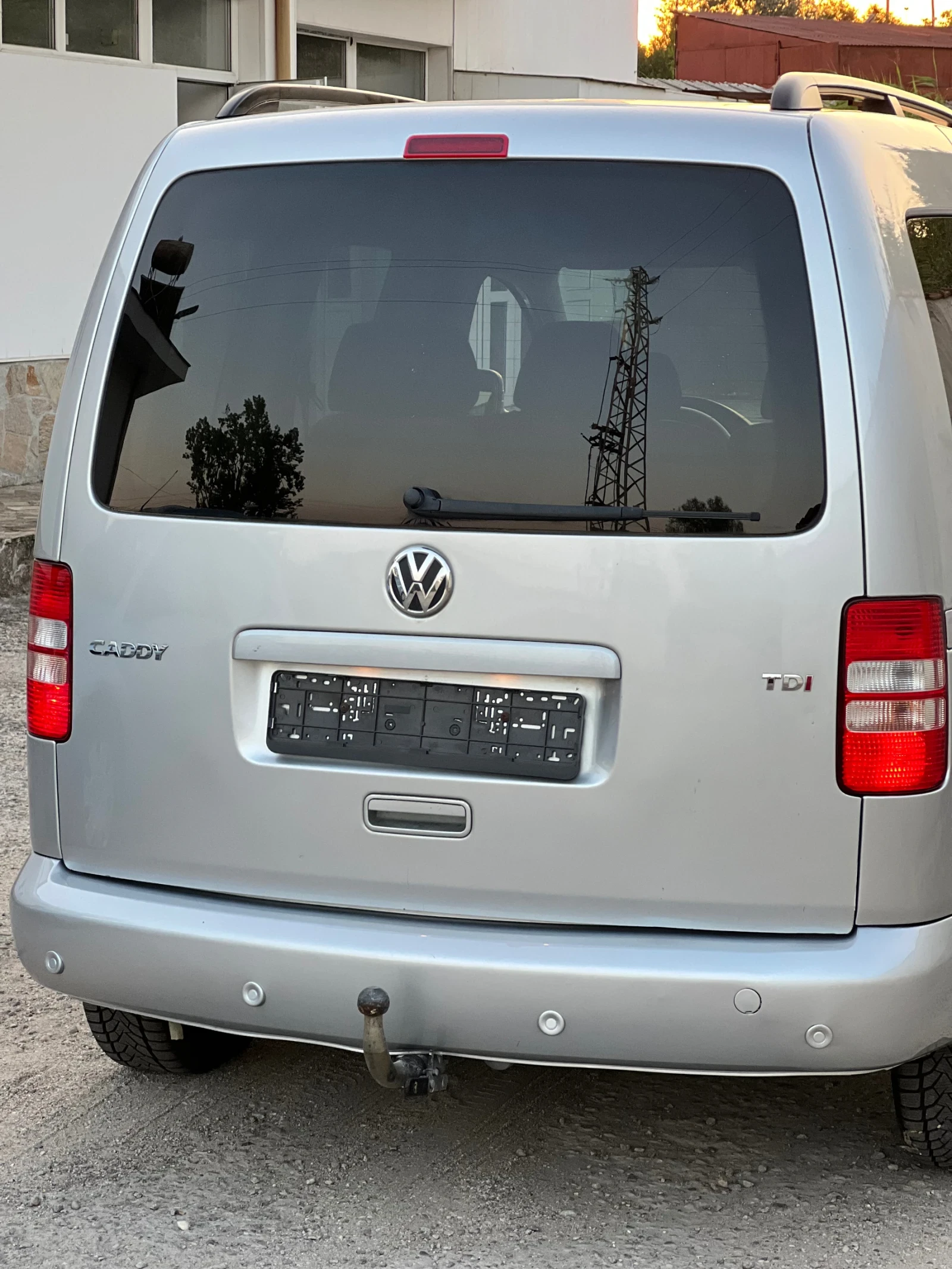 VW Caddy 1.6 TDI DSG - изображение 3