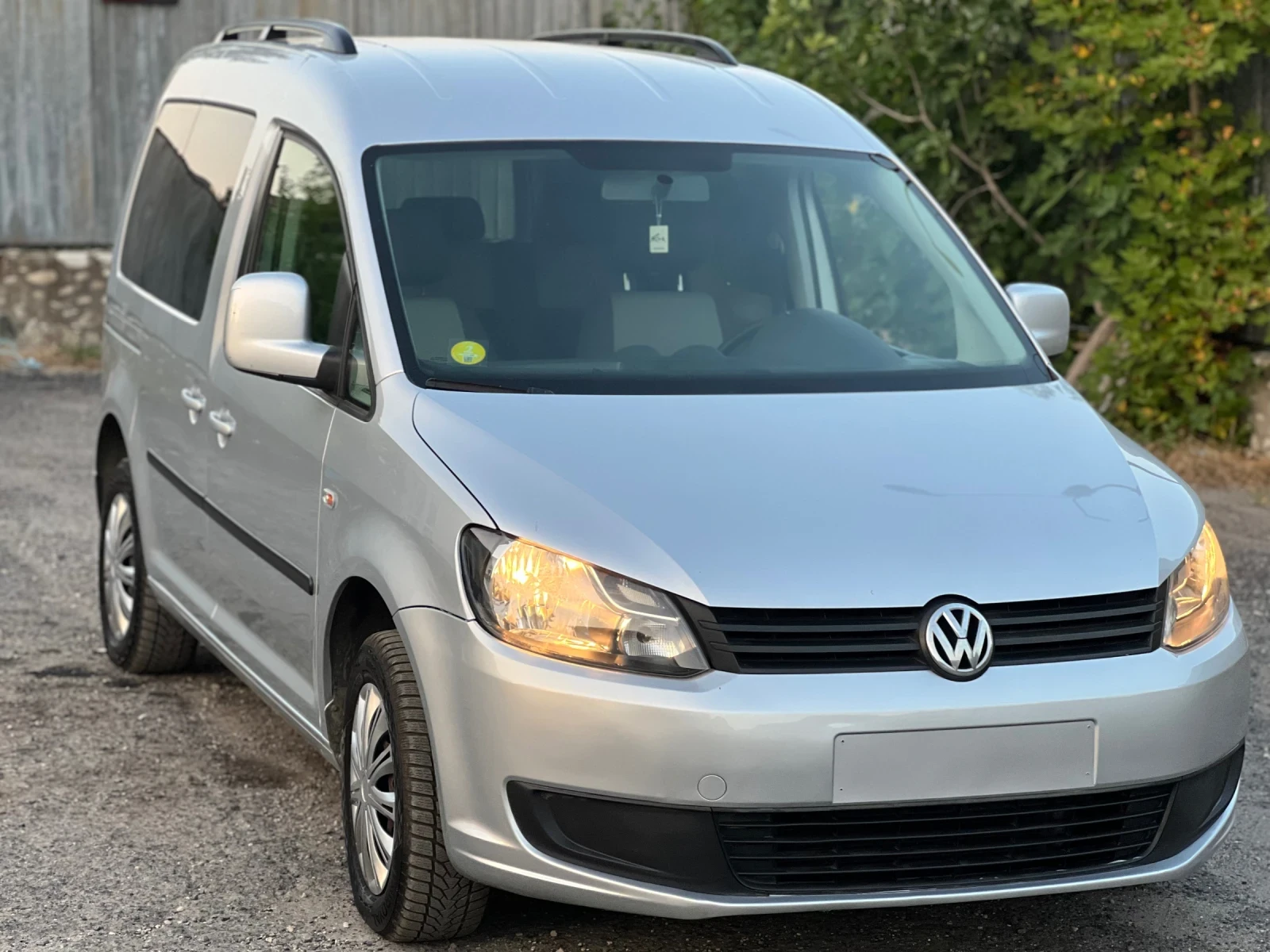 VW Caddy 1.6 TDI DSG - изображение 4