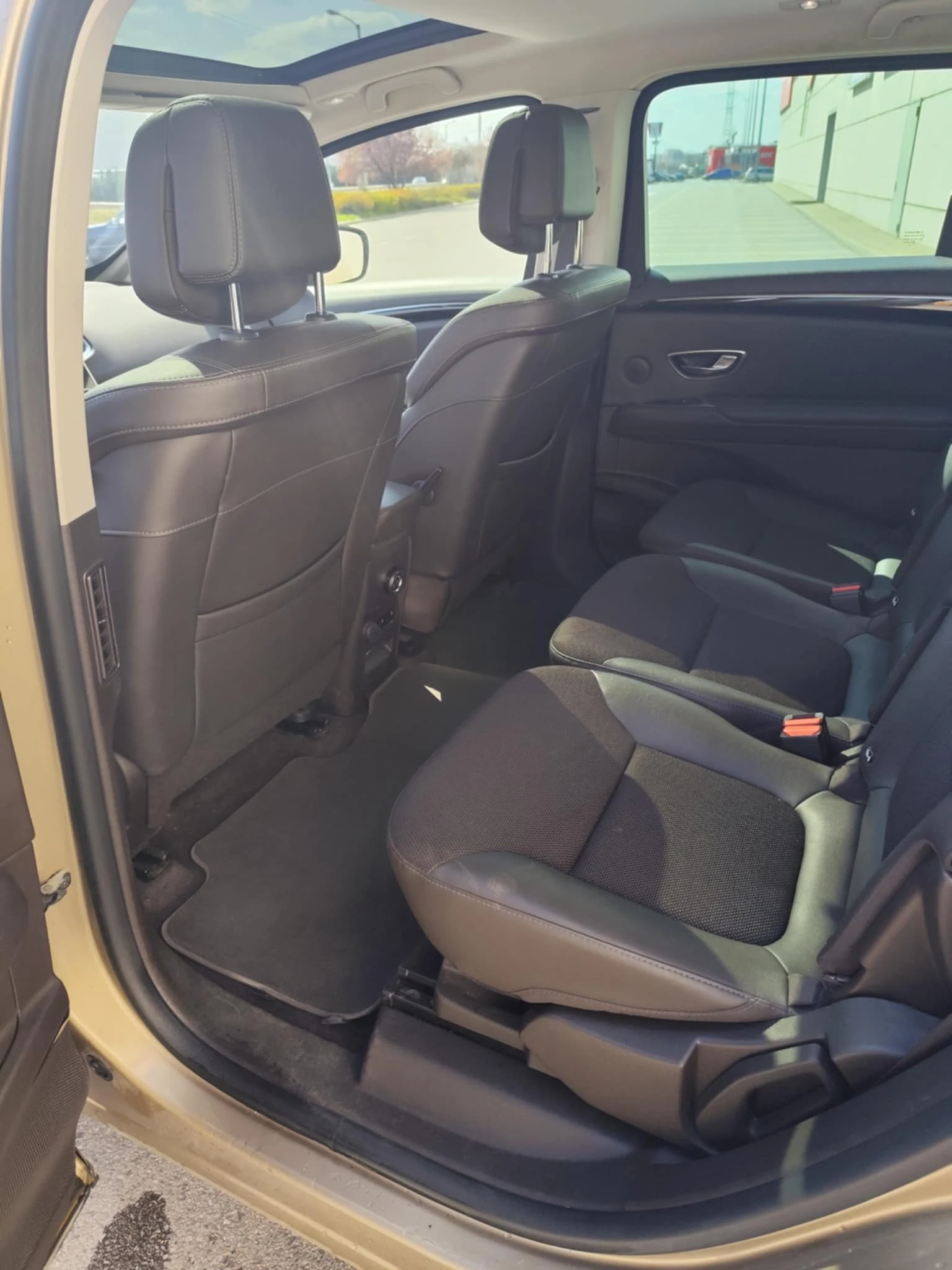 Renault Espace 1.6 DCI - изображение 8