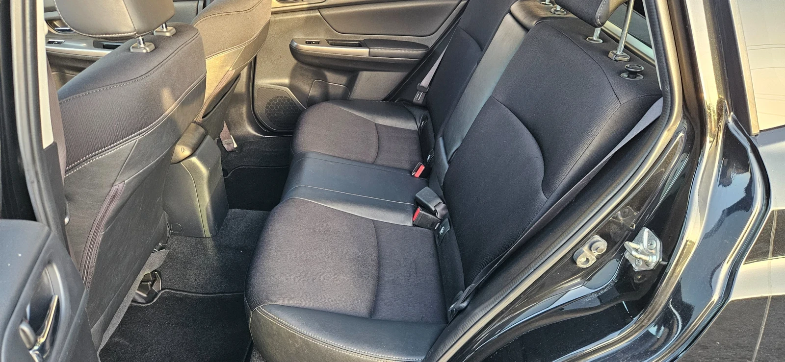 Subaru Impreza 2.0i SWISS 150KS  - изображение 10