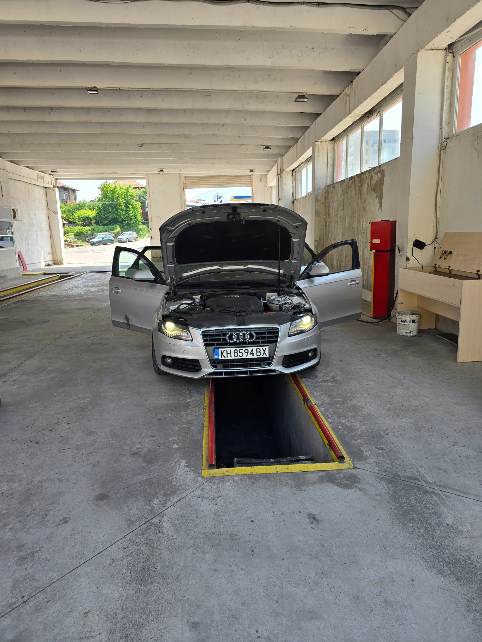Audi A4 B8 - изображение 2