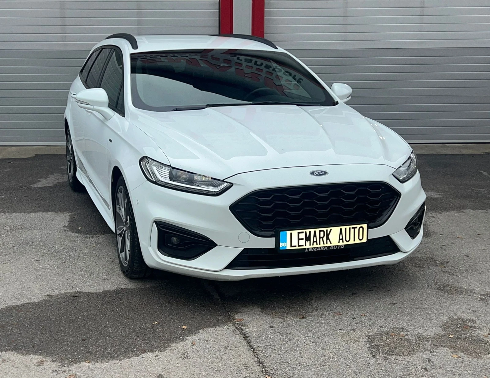 Ford Mondeo 2.0D ST-LINE AUTOMATIK KEY LESS NAVI KAMERA EVRO 6 - изображение 5