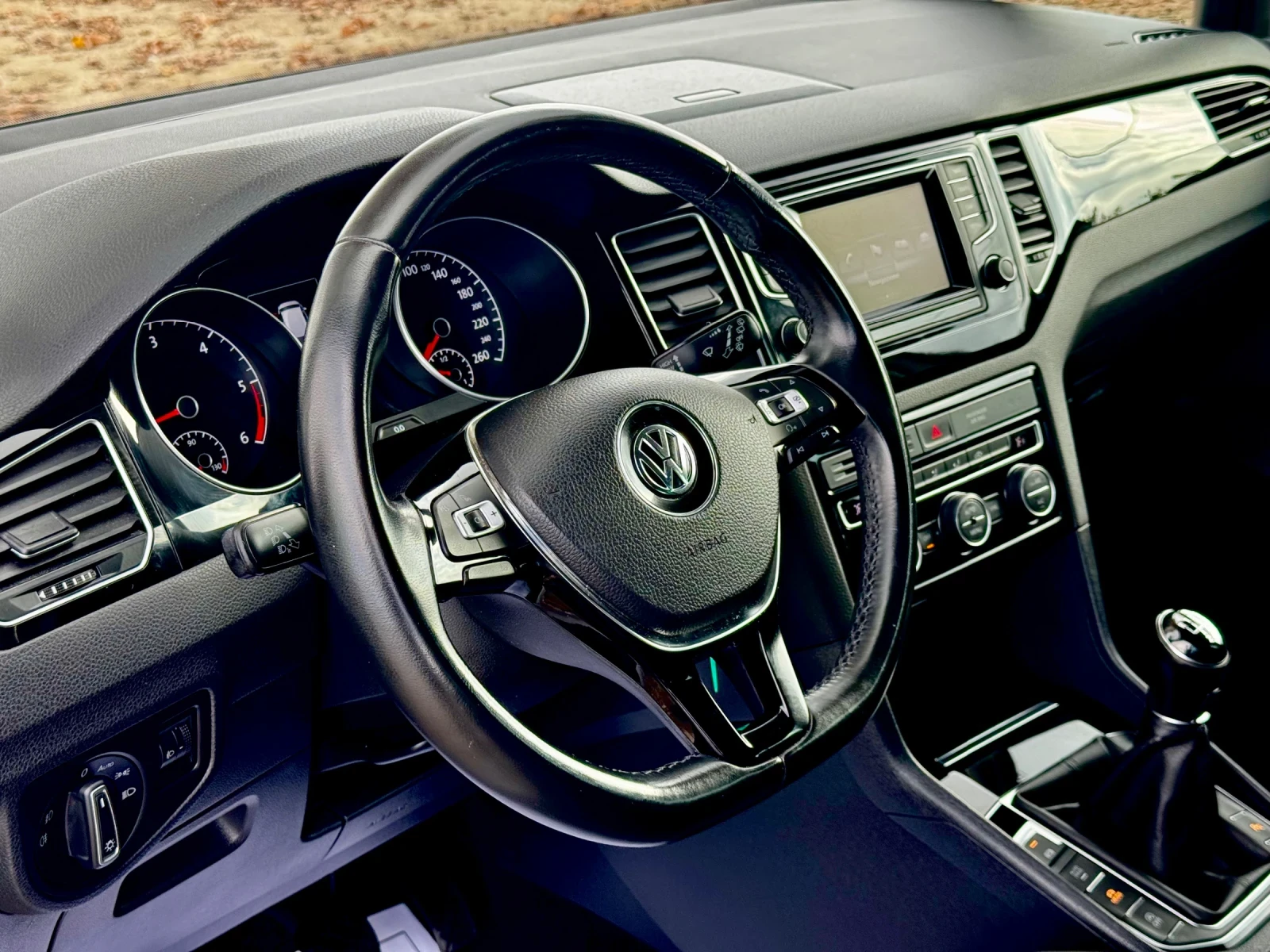 VW Sportsvan 1.6 TDI HIGHLINE 110К.С NAVI ПАРКТРОНИК EURO6 ТОП! - изображение 9